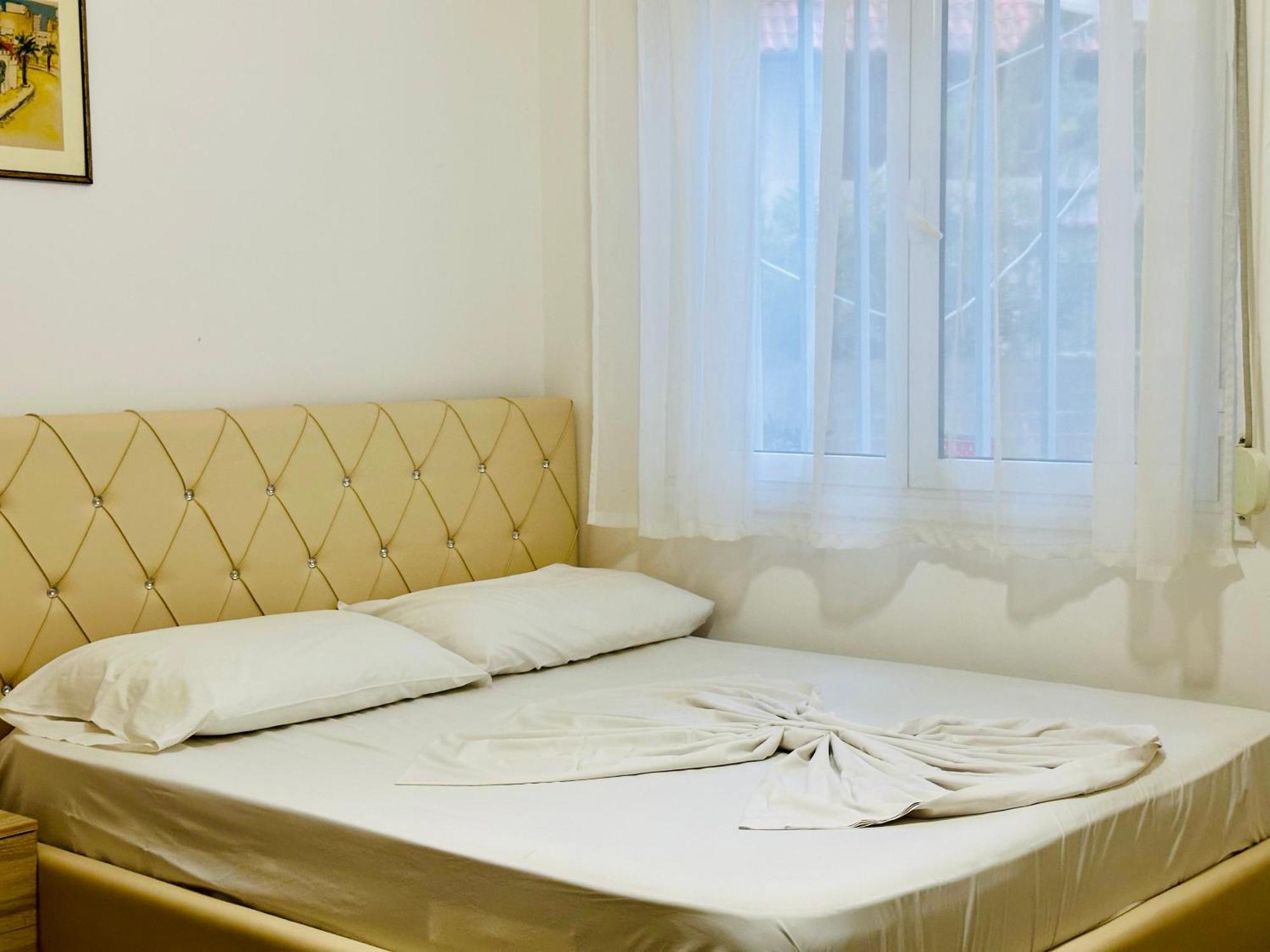 Jico Travel - Erjon Apartments Влёра Номер фото
