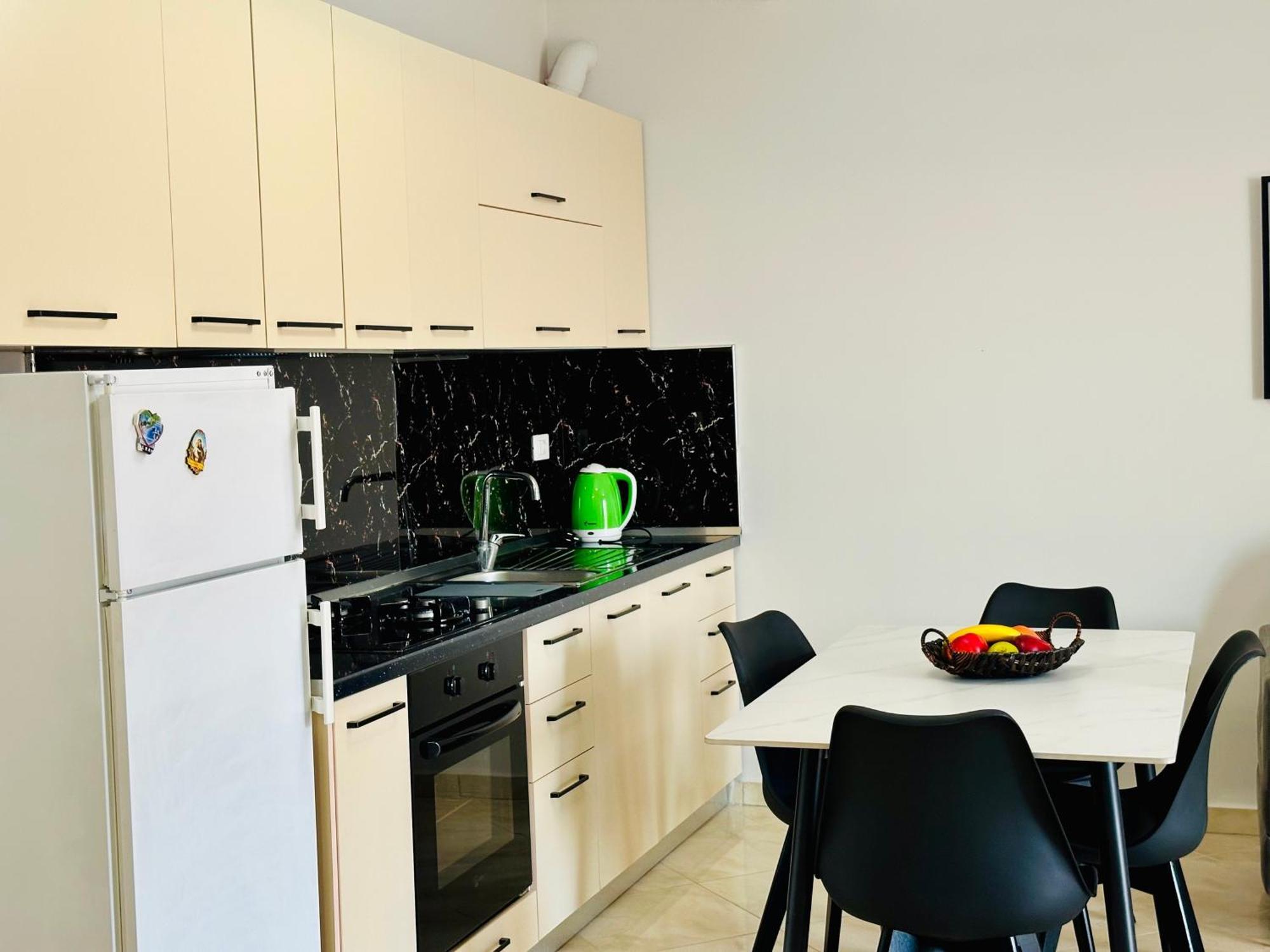Jico Travel - Erjon Apartments Влёра Номер фото