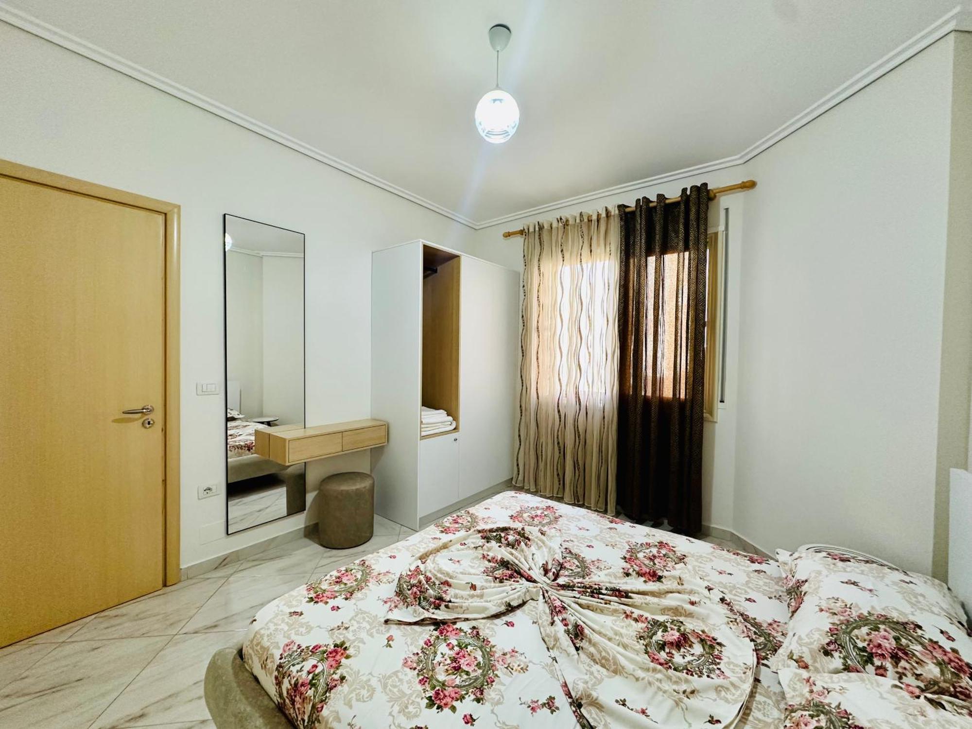Jico Travel - Erjon Apartments Влёра Экстерьер фото